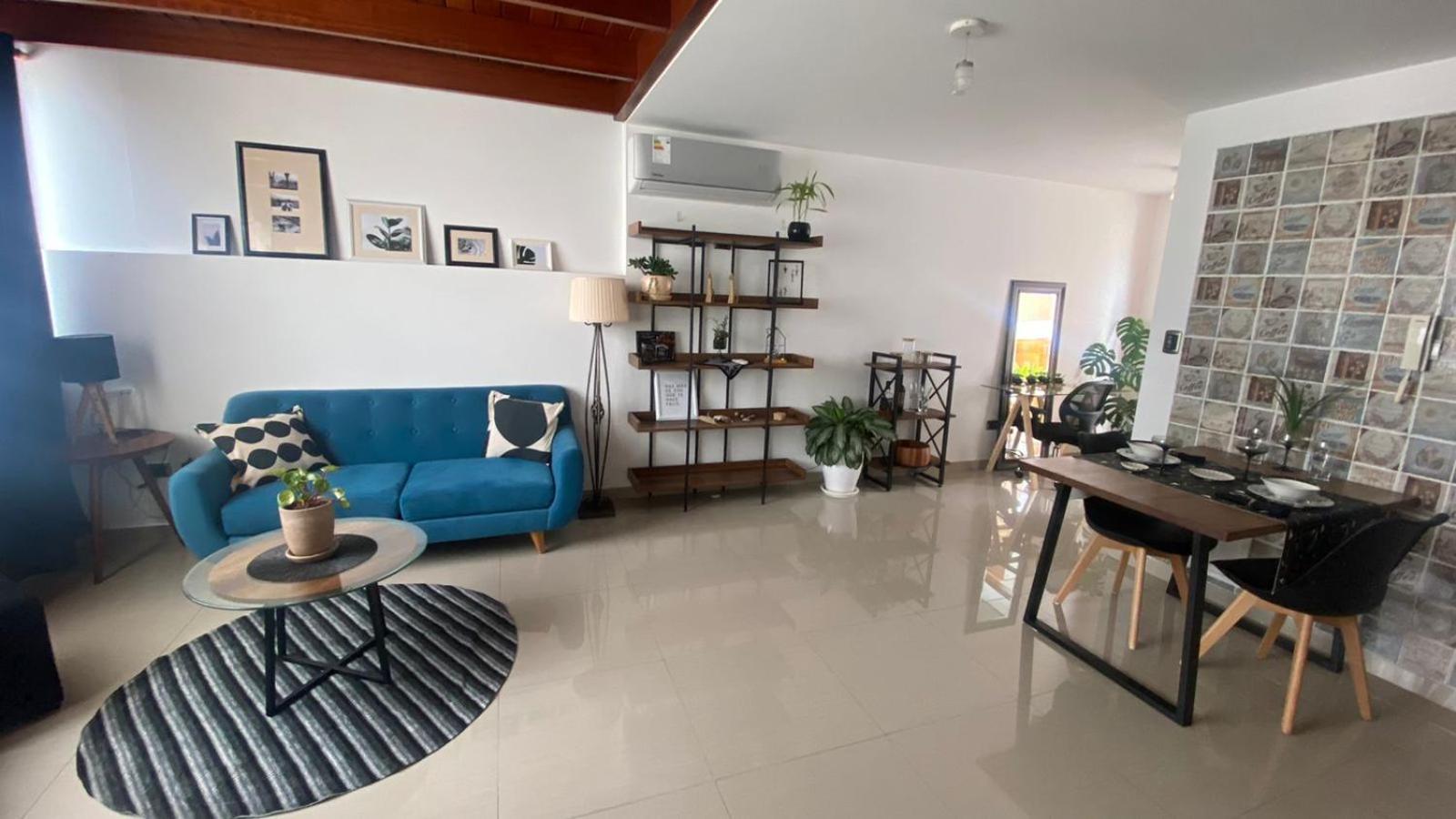 Empresarial Av Velasco Astete Apartamento *