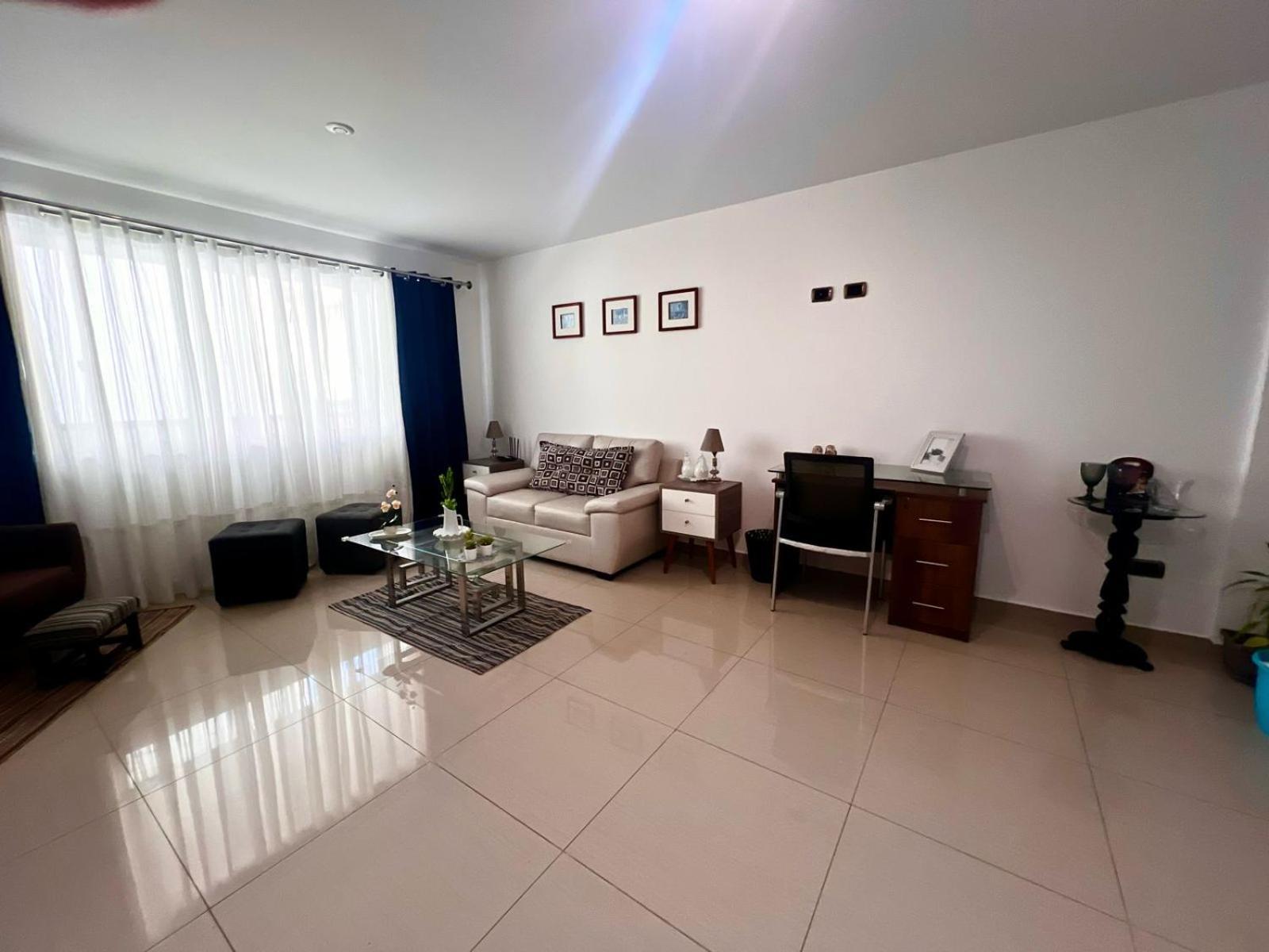 Empresarial Av Velasco Astete Apartamento *