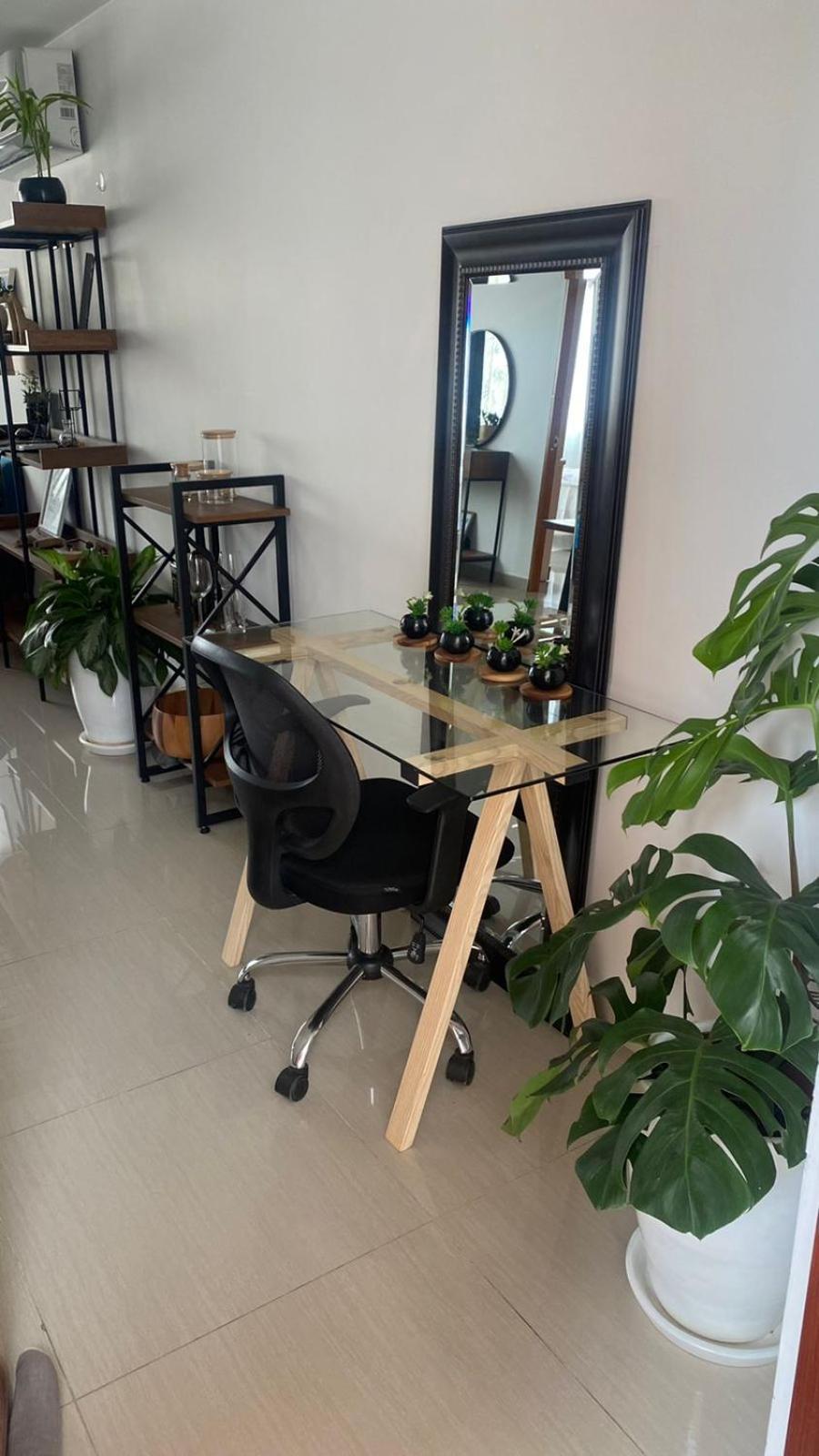Empresarial Av Velasco Astete *